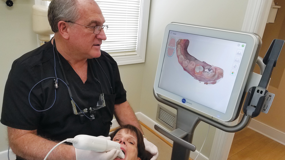 Digital impression done to patient by dentist